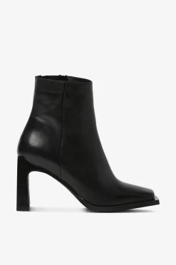 Dam Agnes Cecilia Boots Lyon