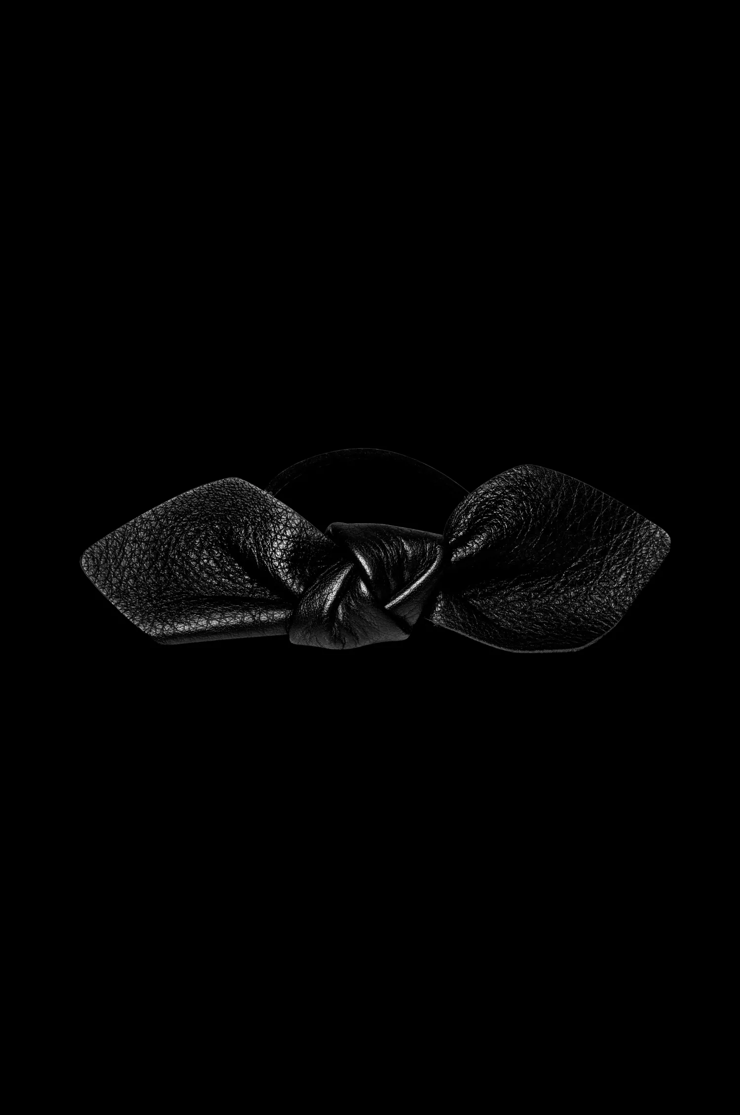 Dam Corinne Leather Bow Big Hair Tie