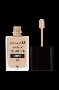 Wet n Wild Photo Focus Foundation