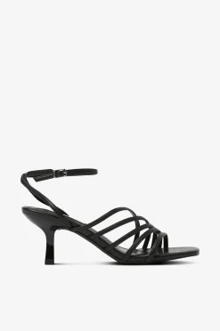 Dam Steve Madden Sandaletter Aglow Sandal
